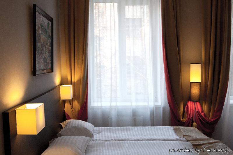 Reikartz Kharkiv Hotel Rum bild