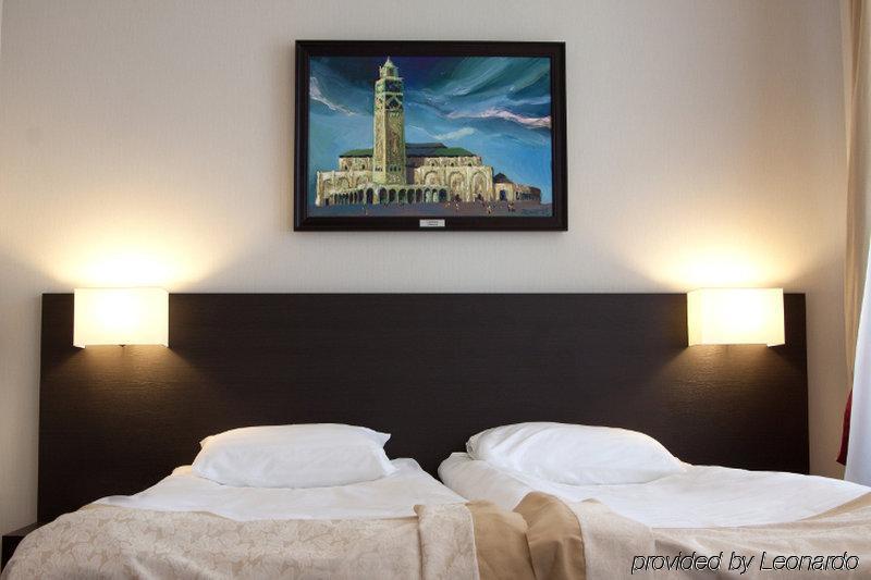Reikartz Kharkiv Hotel Rum bild