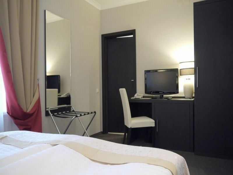Reikartz Kharkiv Hotel Rum bild