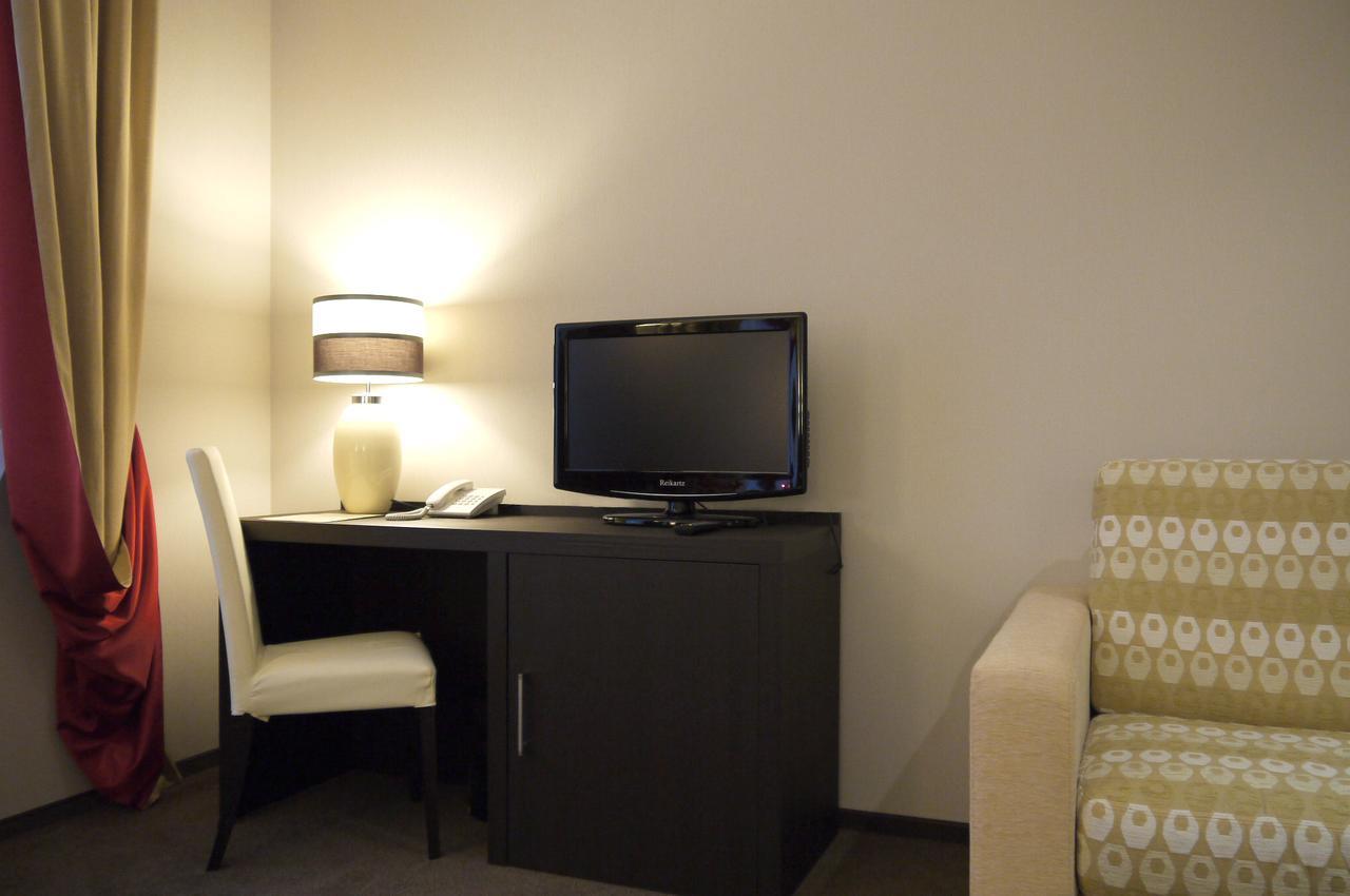 Reikartz Kharkiv Hotel Rum bild